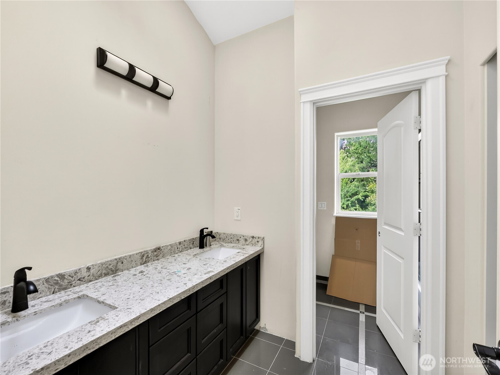19323 22nd Avenue Southeast Bothell, WA 98012 - Photo 13 of 15