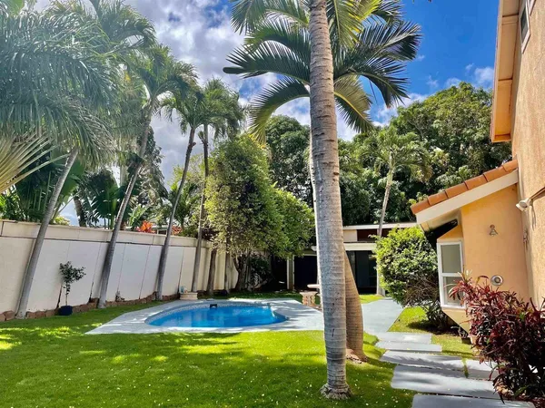 $1,495,000 | 52 Ohukai Road, Kihei, HI 96753