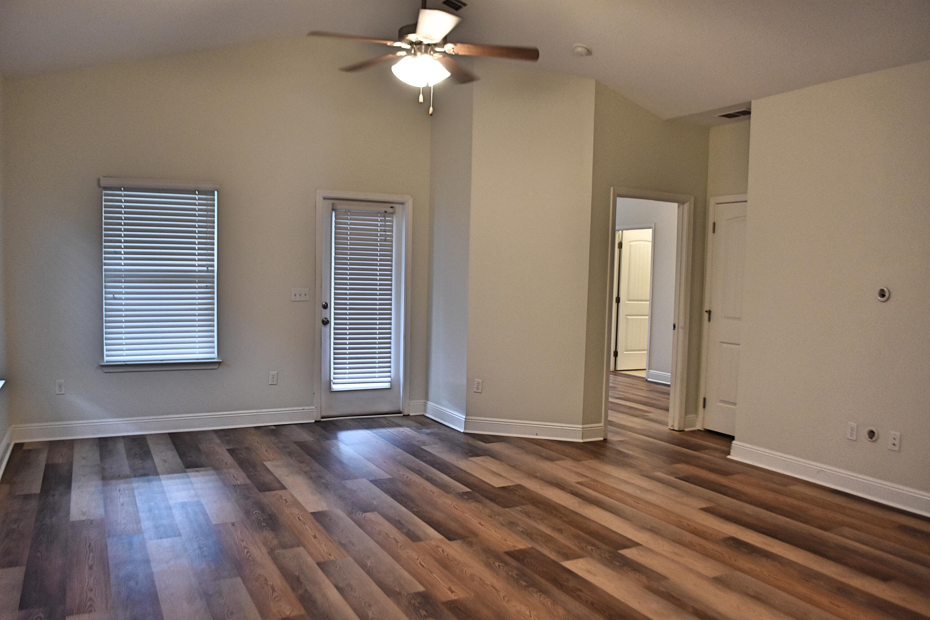 103 Lagrange Landing Freeport, FL 32439 - Photo 11 of 26 Living Room_Fotor