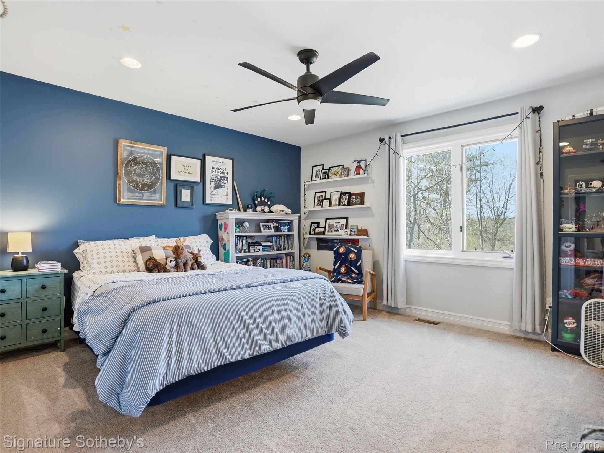1595 Carriage Way Rochester, MI 48307 - Photo 72 of 78 Carpeted bedroom with ceiling fan and recessed lighting