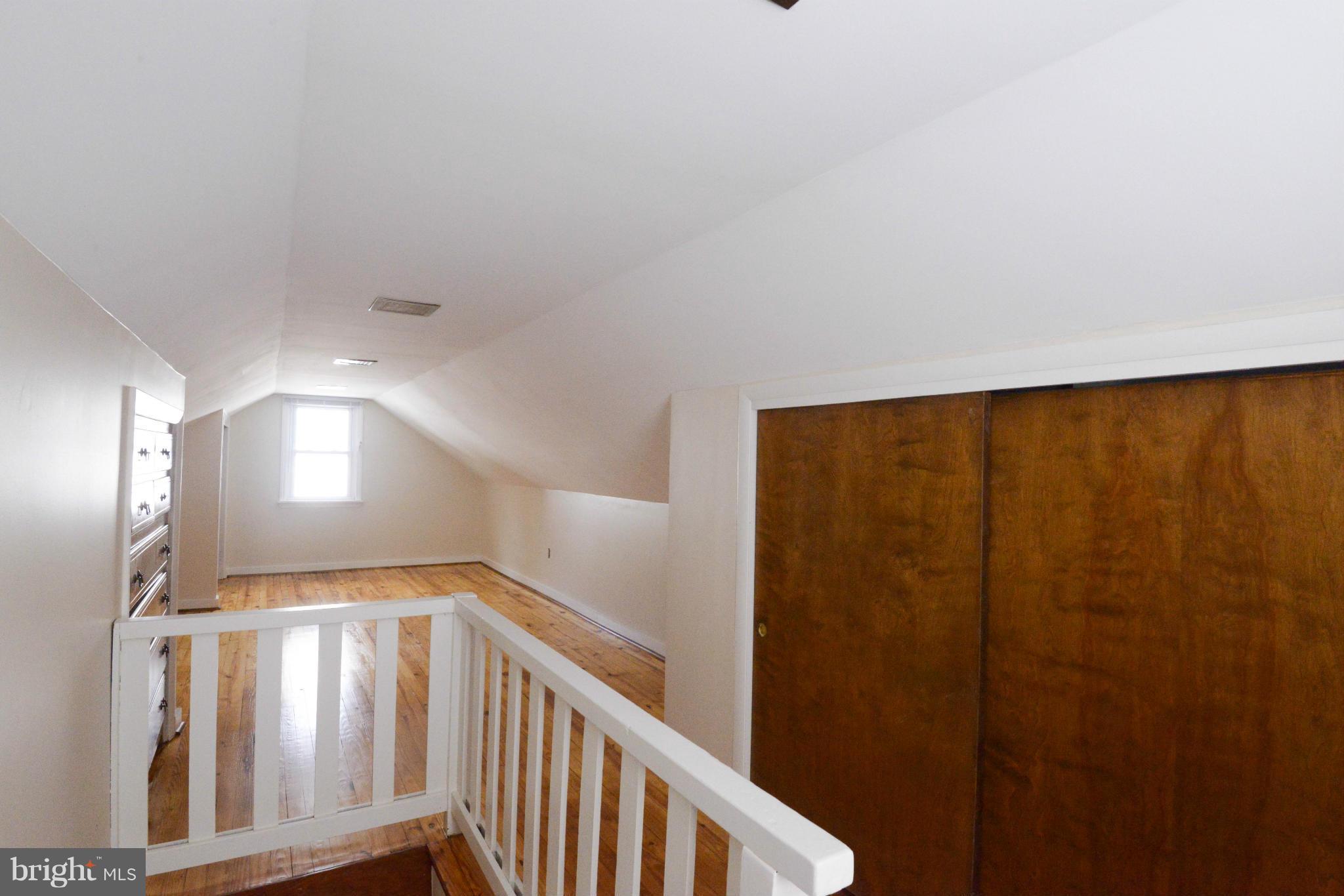 233 Devonshire Road Hagerstown, MD 21740 - Photo 19 of 29 Bedroom 3