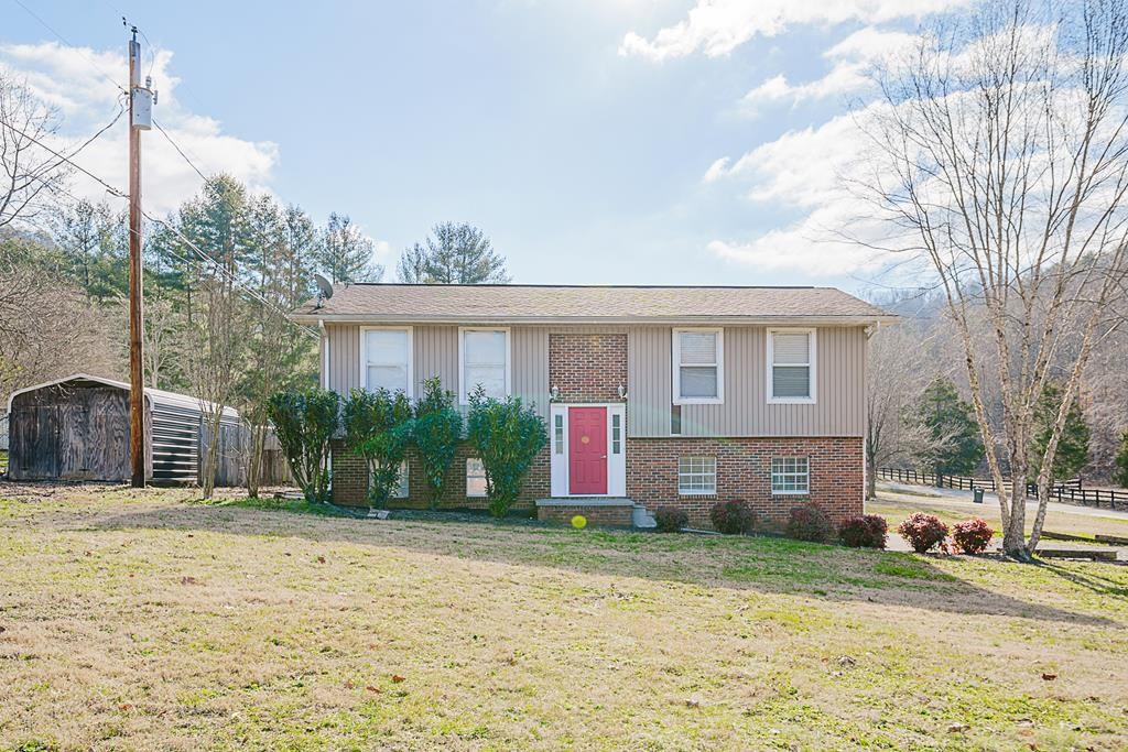 105 Wells Road Powell, TN 37849 - Photo 1 of 20 Gallery Image 1
