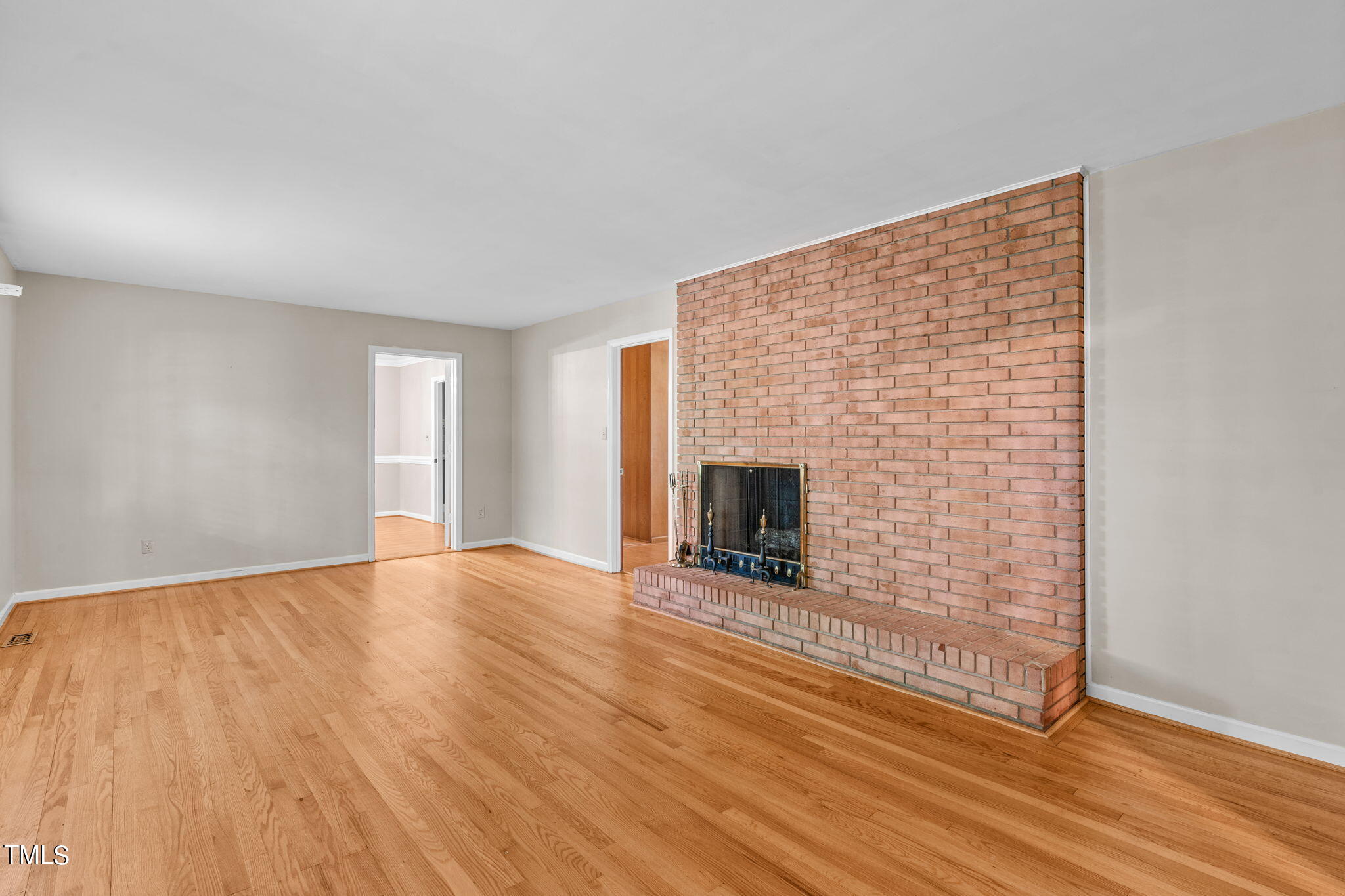 6205 Arrington Road Raleigh, NC 27607 - Photo 9 of 44 Living Room