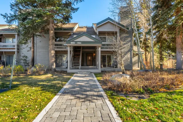 $892,000 | 559 Club Drive, Unit 559, Mammoth Lakes, CA 93546