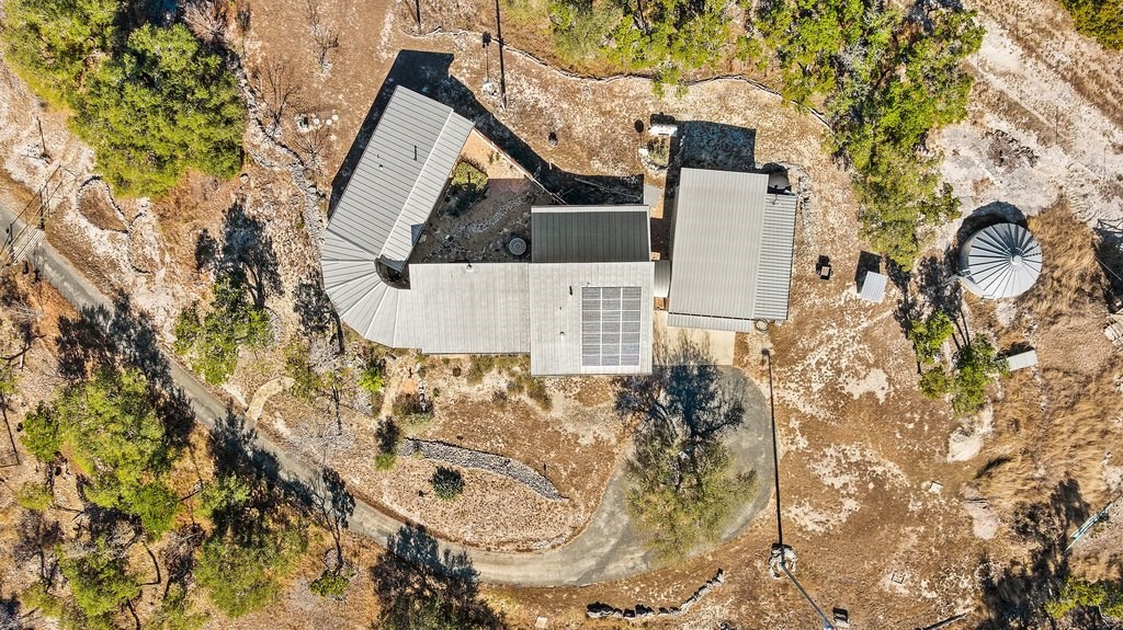 1292 Upper Turtle Creek Road Kerrville, TX 78028 - Photo 4 of 65