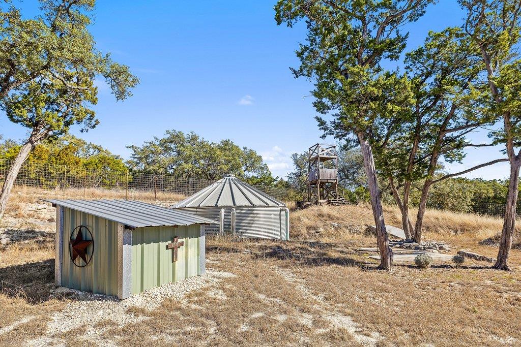 1292 Upper Turtle Creek Road Kerrville, TX 78028 - Photo 8 of 65