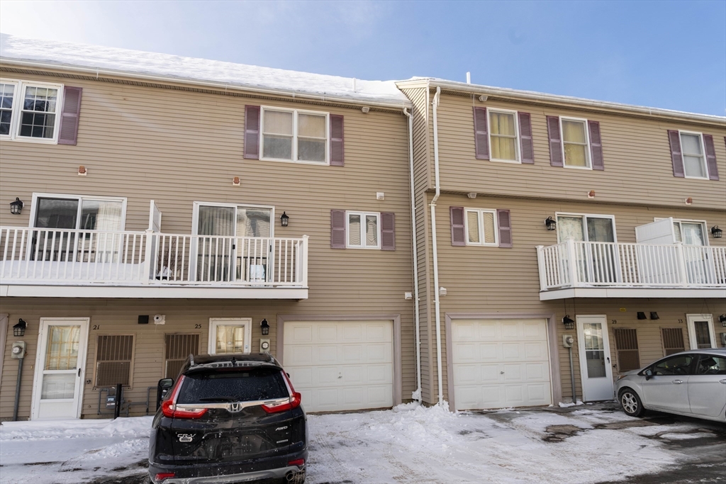 25 Century Way, Unit 25 Gardner, MA 01440 - Photo 4 of 25