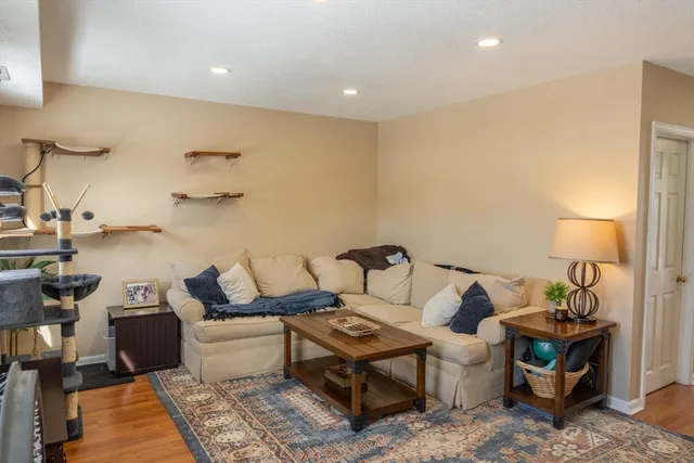 $289,900 | 25 Century Way, Unit 25, Gardner, MA 01440