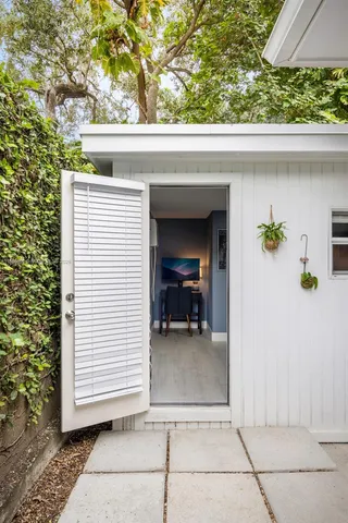 $3,000,000 | 3220 Calusa Street, Coconut Grove, FL 33133