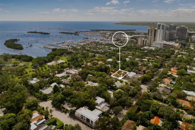 $3,000,000 | 3220 Calusa Street, Coconut Grove, FL 33133