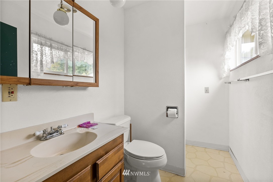 7927 Prather Road Southwest Centralia, WA 98531 - Photo 19 of 34