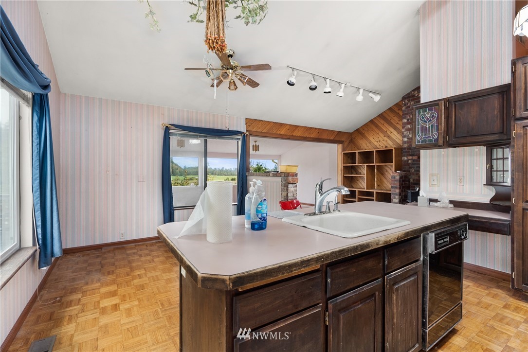 7927 Prather Road Southwest Centralia, WA 98531 - Photo 6 of 34