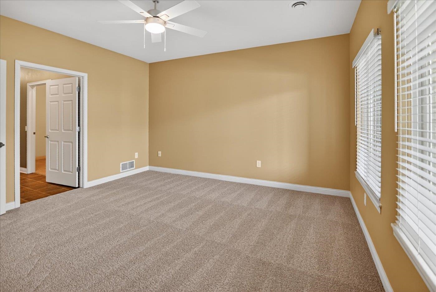 49 Cherokee Circle, Unit 101 Madison, WI 53704 - Photo 22 of 38