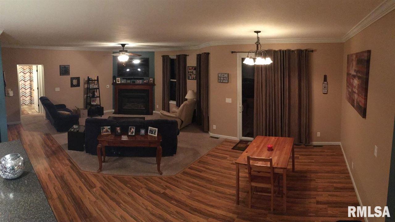 140 Prairie Street Bushnell, IL 61422 - Photo 6 of 28