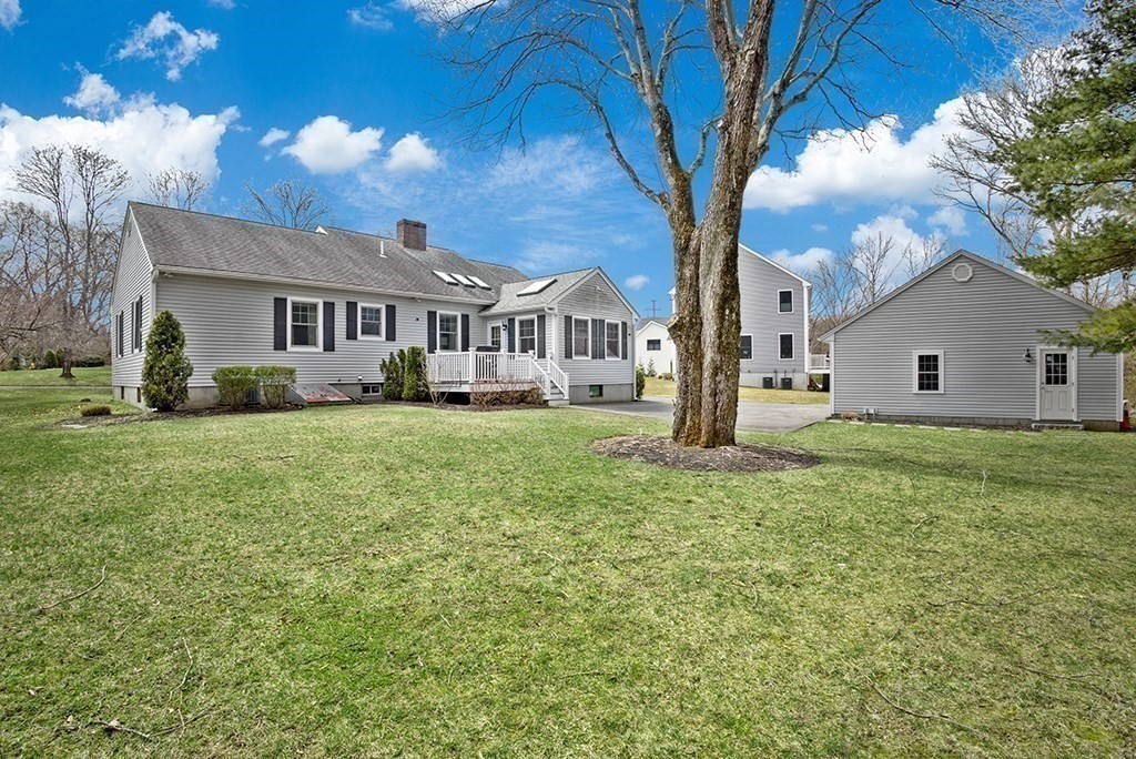 221 High Street Canton, MA 02021 - Photo 4 of 41