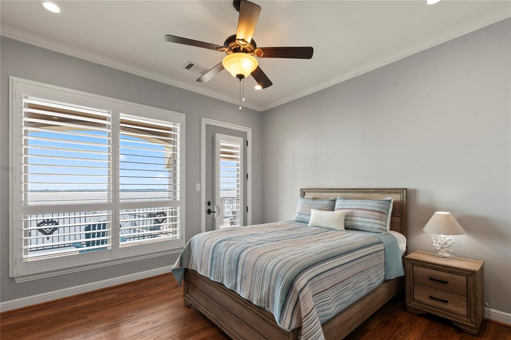 204 Pinnacle Club Place Mabank, TX 75156 - Photo 29 of 40 Fourth Bedroom with balcony access