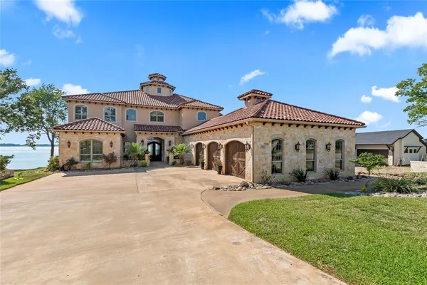 $4,695,000 | 204 Pinnacle Club Place, Mabank, TX 75156