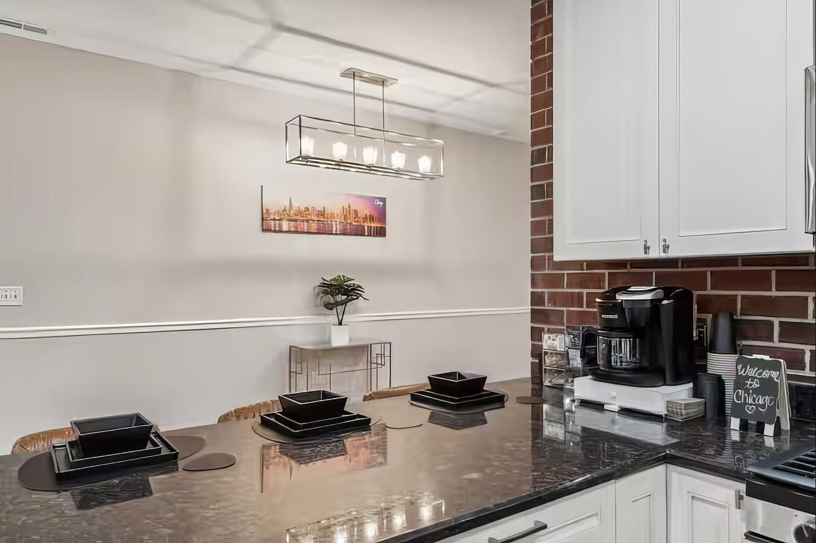 3935 South Wells Street, Unit 1 Chicago, IL 60609 - Photo 5 of 14