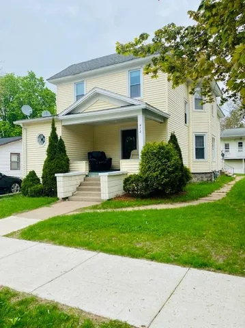 $350,000 | 412 South Andrews Street, Shawano, WI 54166