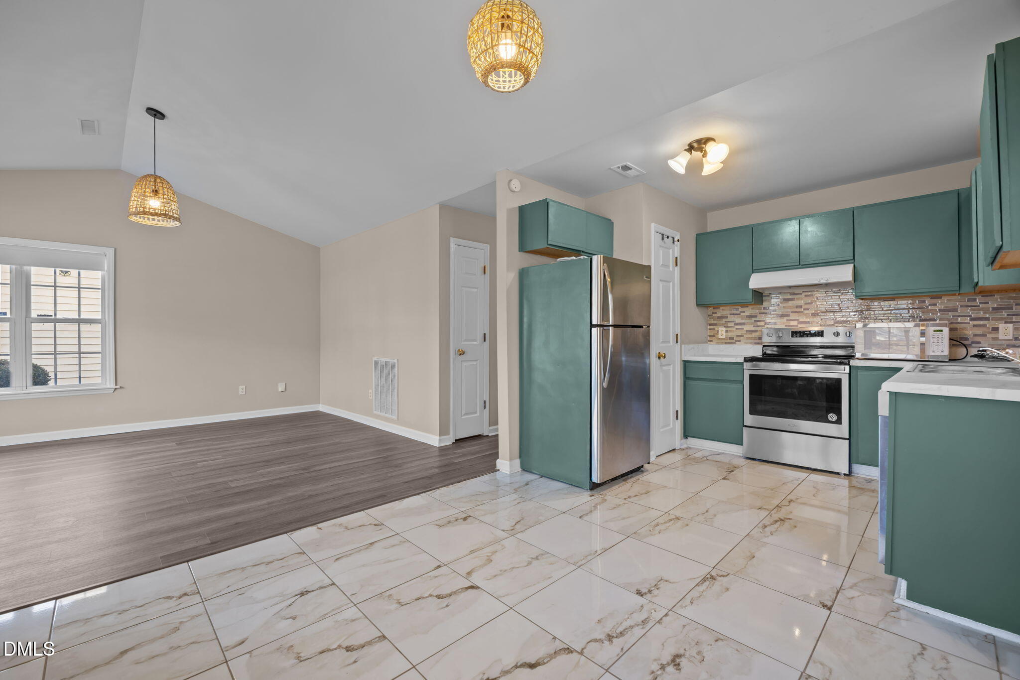 8225 Merriweather Circle Raleigh, NC 27616 - Photo 16 of 32 37-web-or-mls-IMG_4274