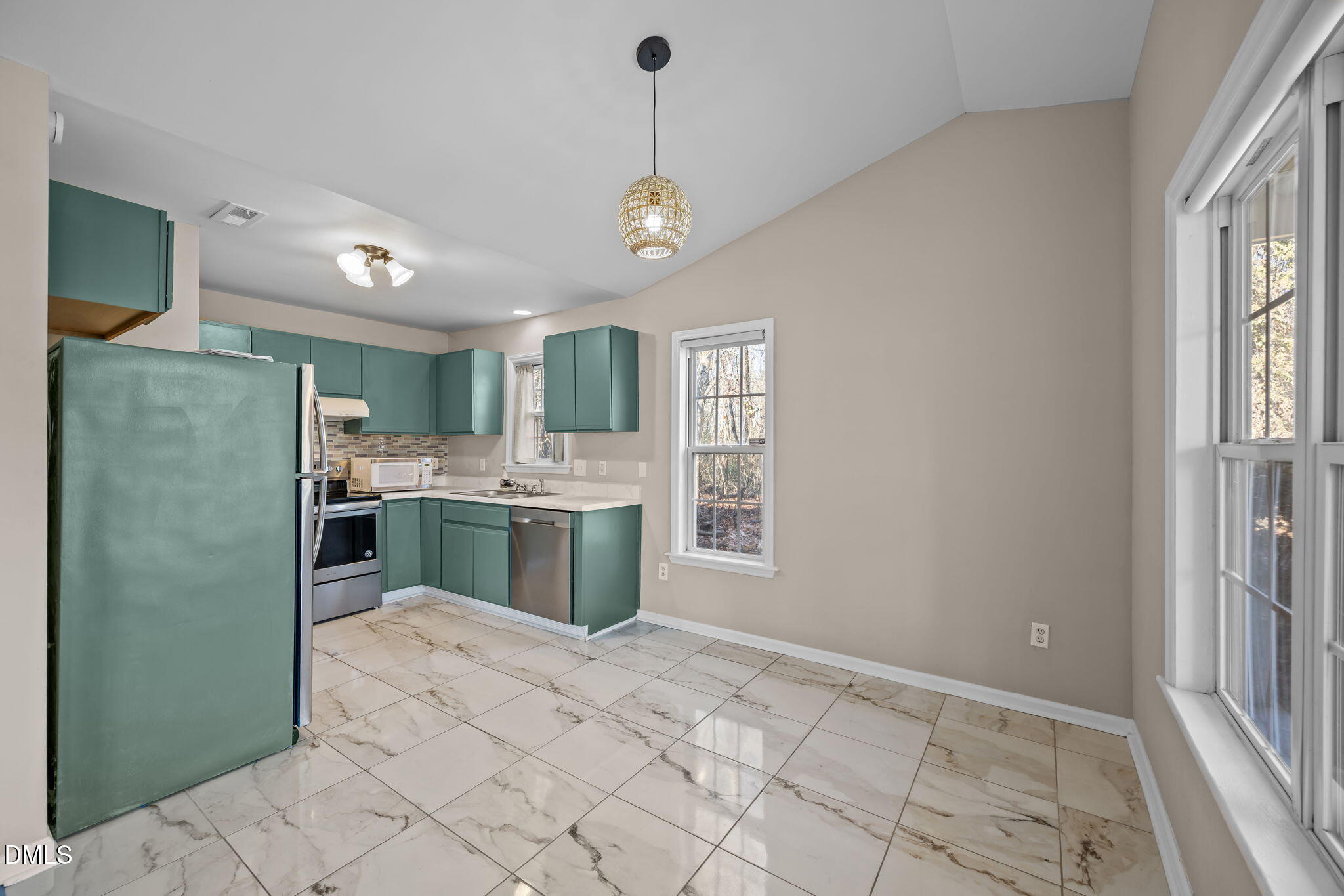 8225 Merriweather Circle Raleigh, NC 27616 - Photo 22 of 32 25-web-or-mls-IMG_4226