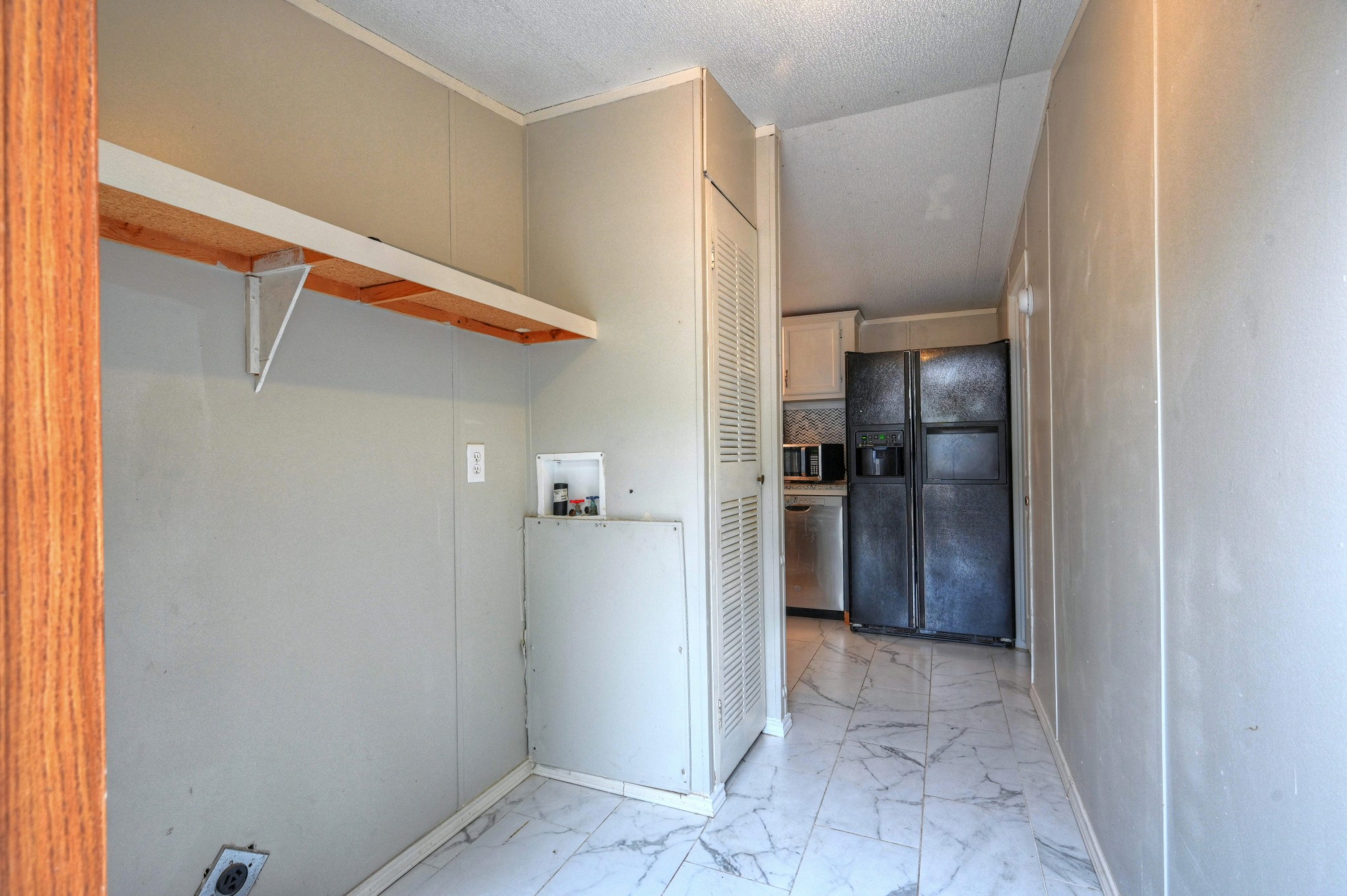 13204 Enchanted Vista Willis, TX 77318 - Photo 22 of 43 a view of closet area
