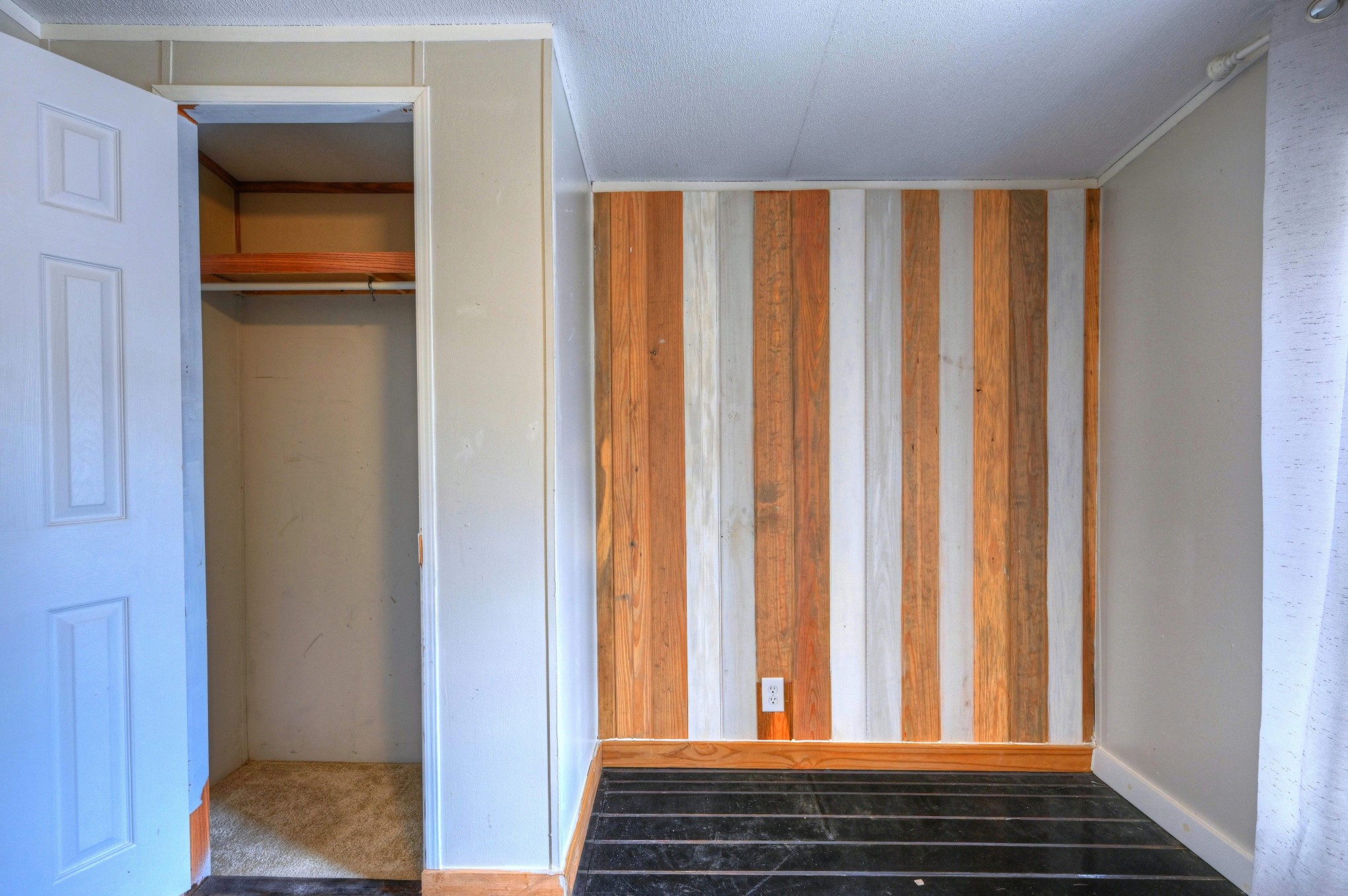 13204 Enchanted Vista Willis, TX 77318 - Photo 39 of 43 a view of entry way