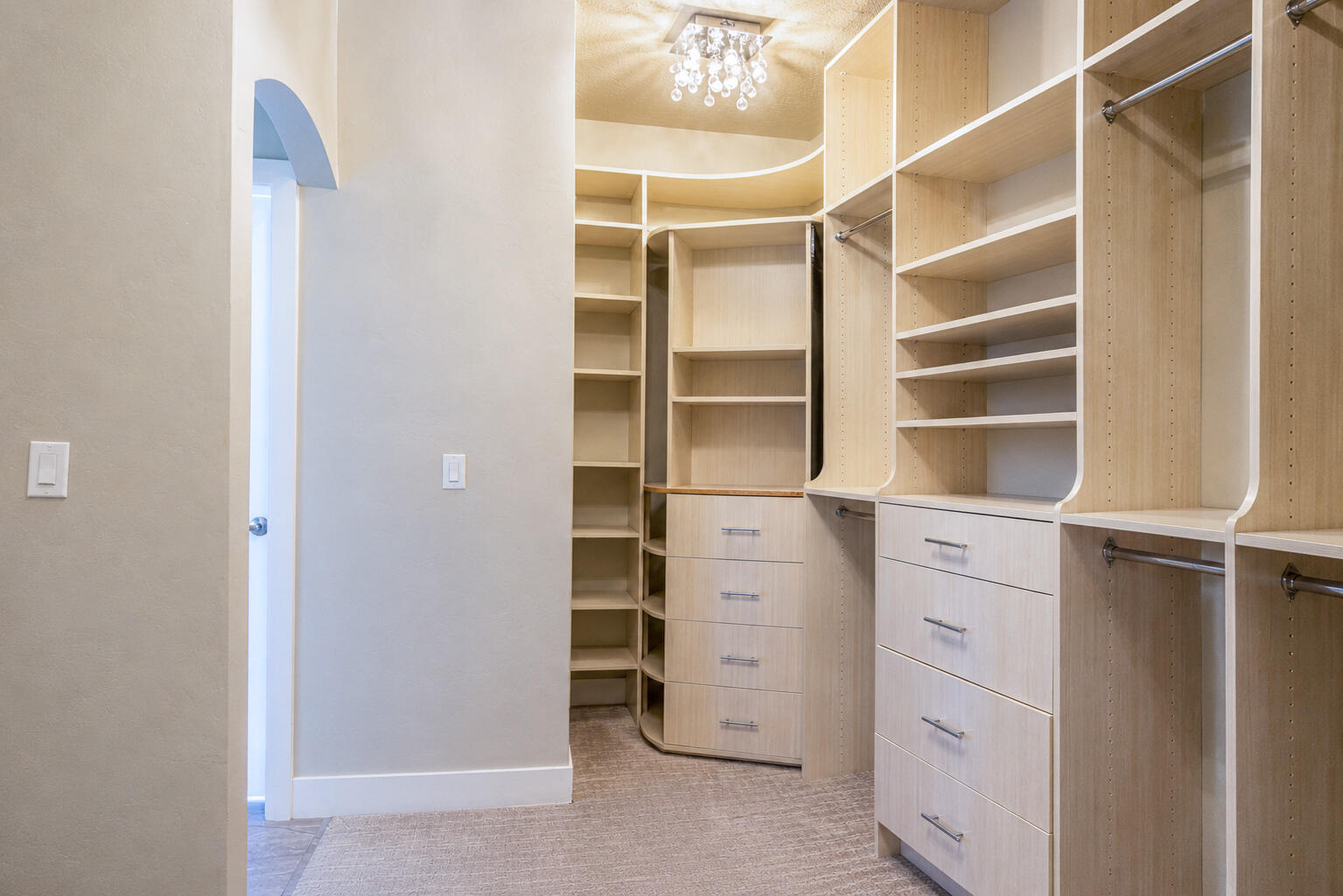 94 North Windsor Road Cedar City, UT 84720 - Photo 33 of 57 MasterCloset_Olivera_Edited-37