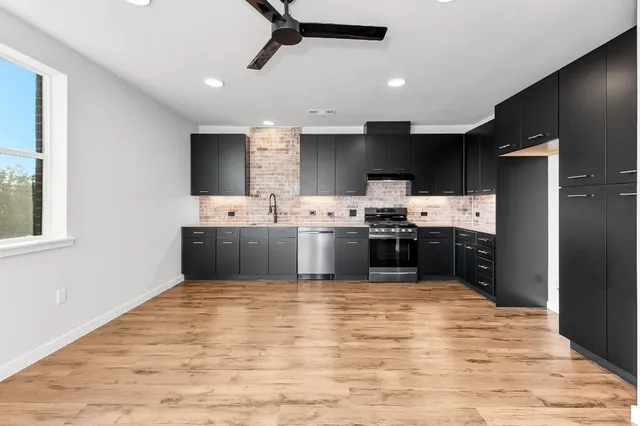 $2,995 | 4510 Terry-O Lane, Unit 137, Austin, TX 78745