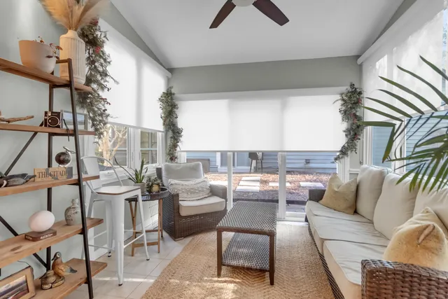 $525,000 | 1162 Shadow Lake Circle, Unit 44, Mount Pleasant, SC 29464