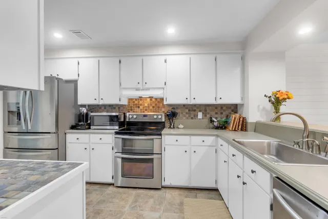 $525,000 | 1162 Shadow Lake Circle, Unit 44, Mount Pleasant, SC 29464