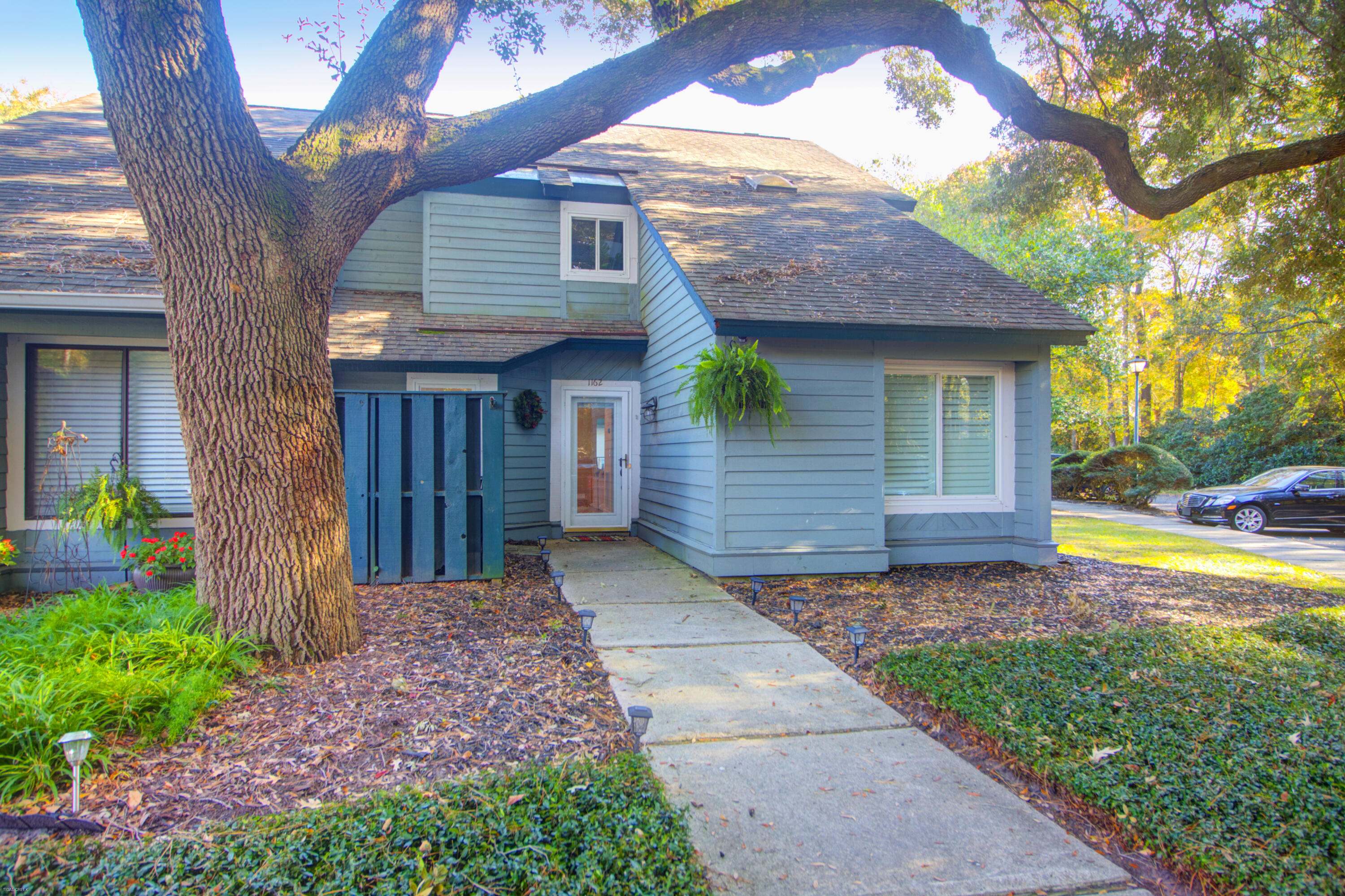 1162 Shadow Lake Circle, Unit 44 Mount Pleasant, SC 29464 - Photo 30 of 36 Front of Home