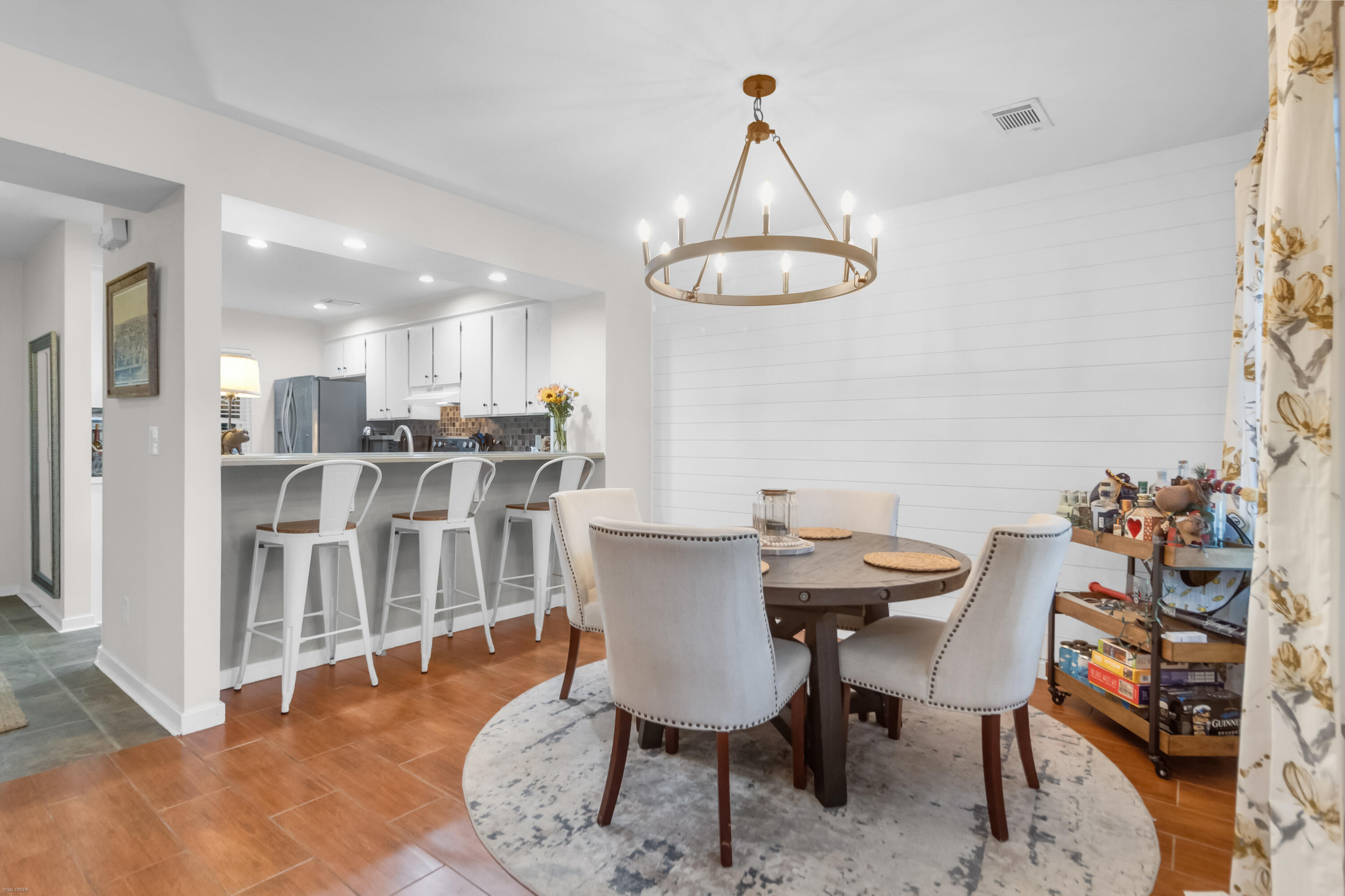 1162 Shadow Lake Circle, Unit 44 Mount Pleasant, SC 29464 - Photo 6 of 36 Dining Area