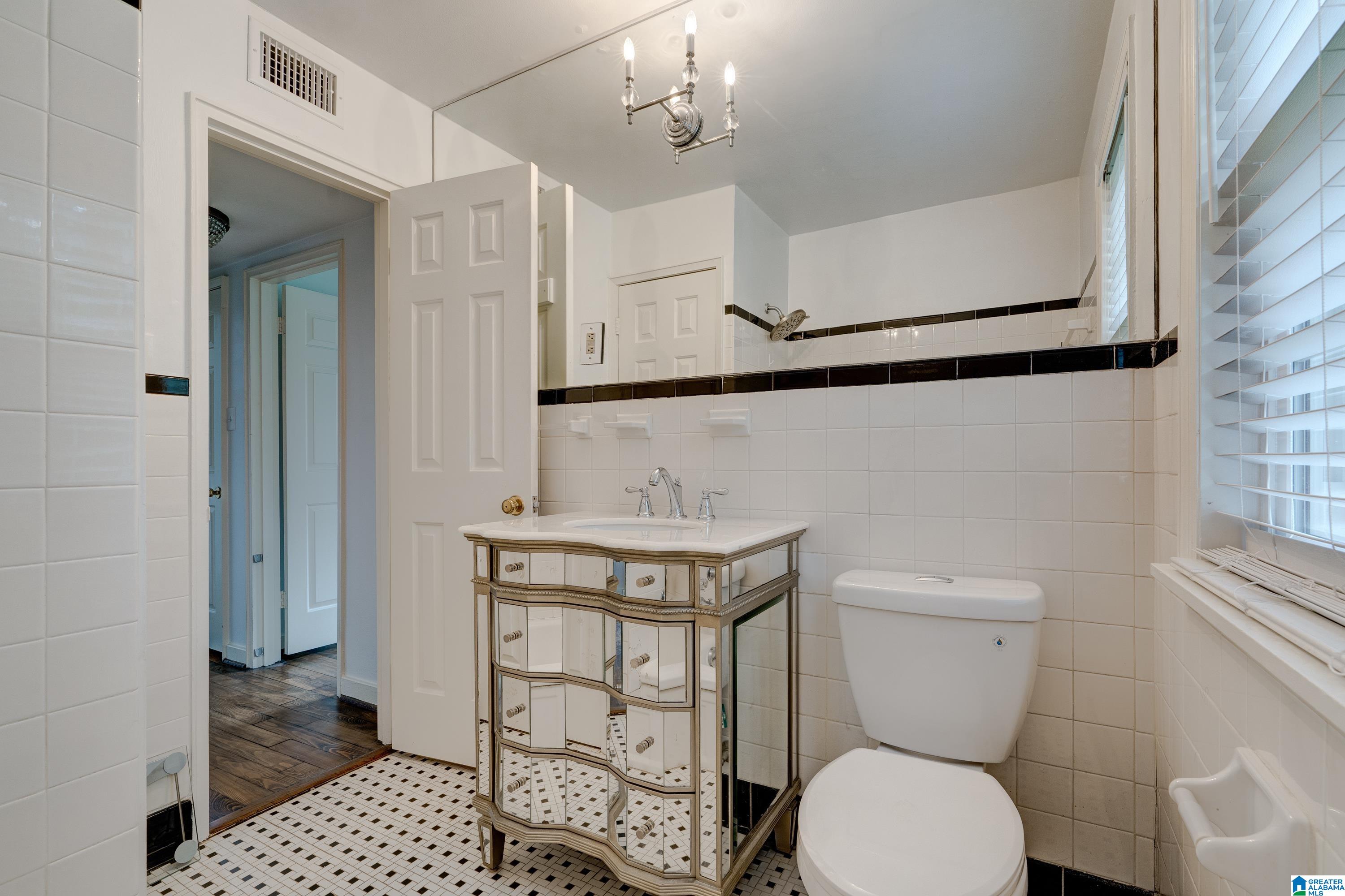 209 Fox Hall Road, Unit C Birmingham, AL 35213 - Photo 14 of 24