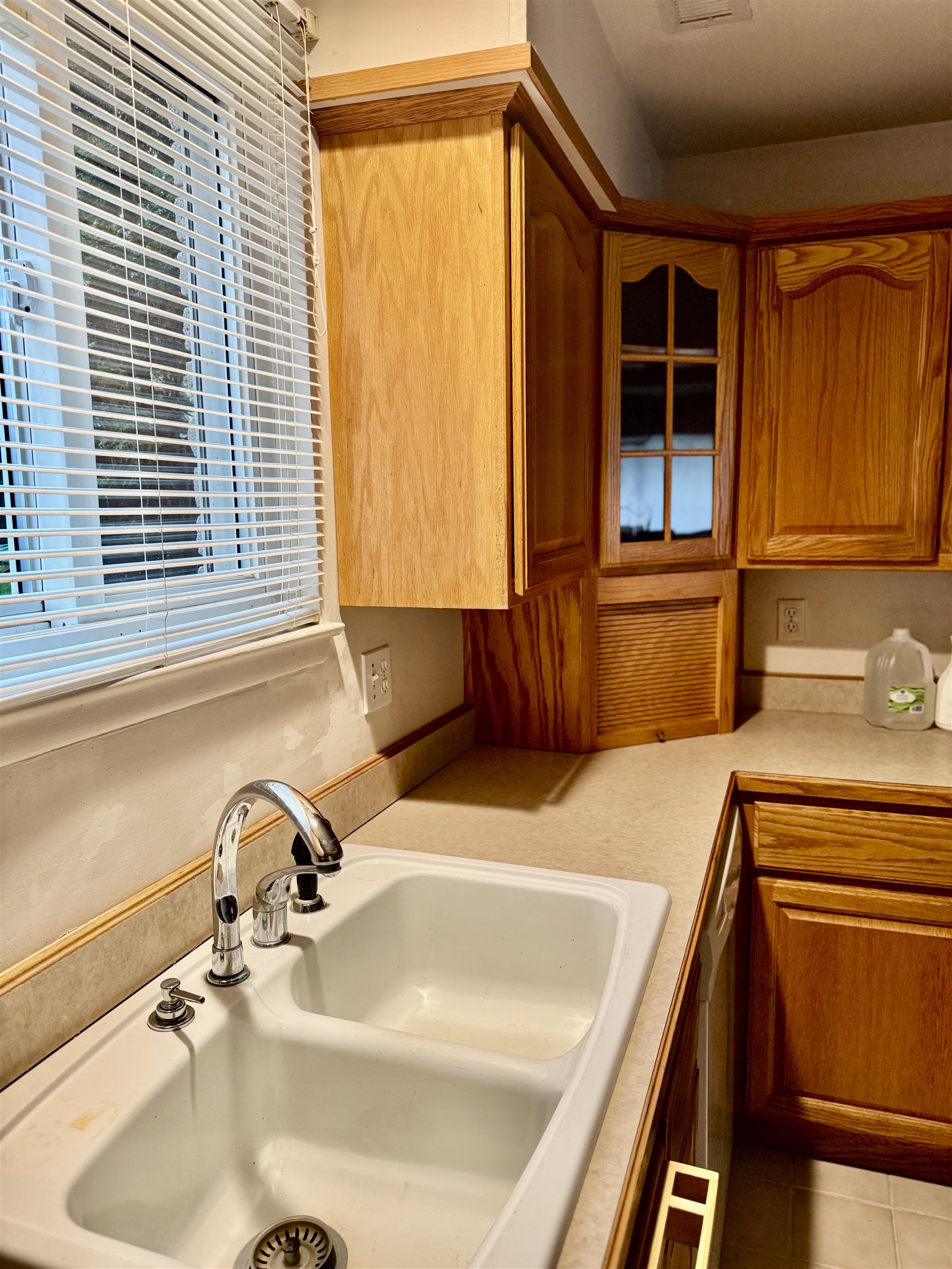 11030 White Lake Road Fenton, MI 48430 - Photo 7 of 39