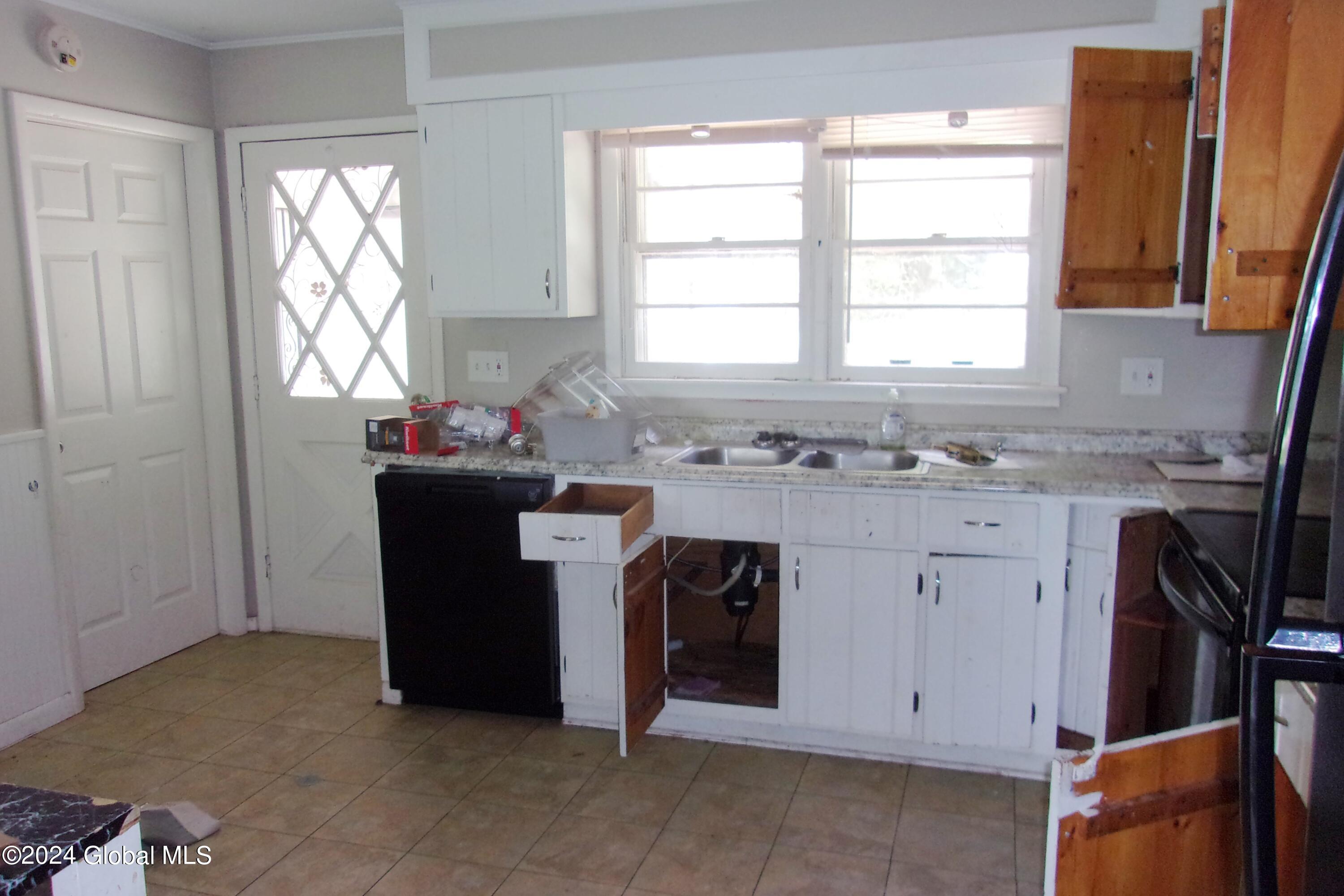9 Marcel Road Halfmoon, NY 12065 - Photo 24 of 67 101_2782
