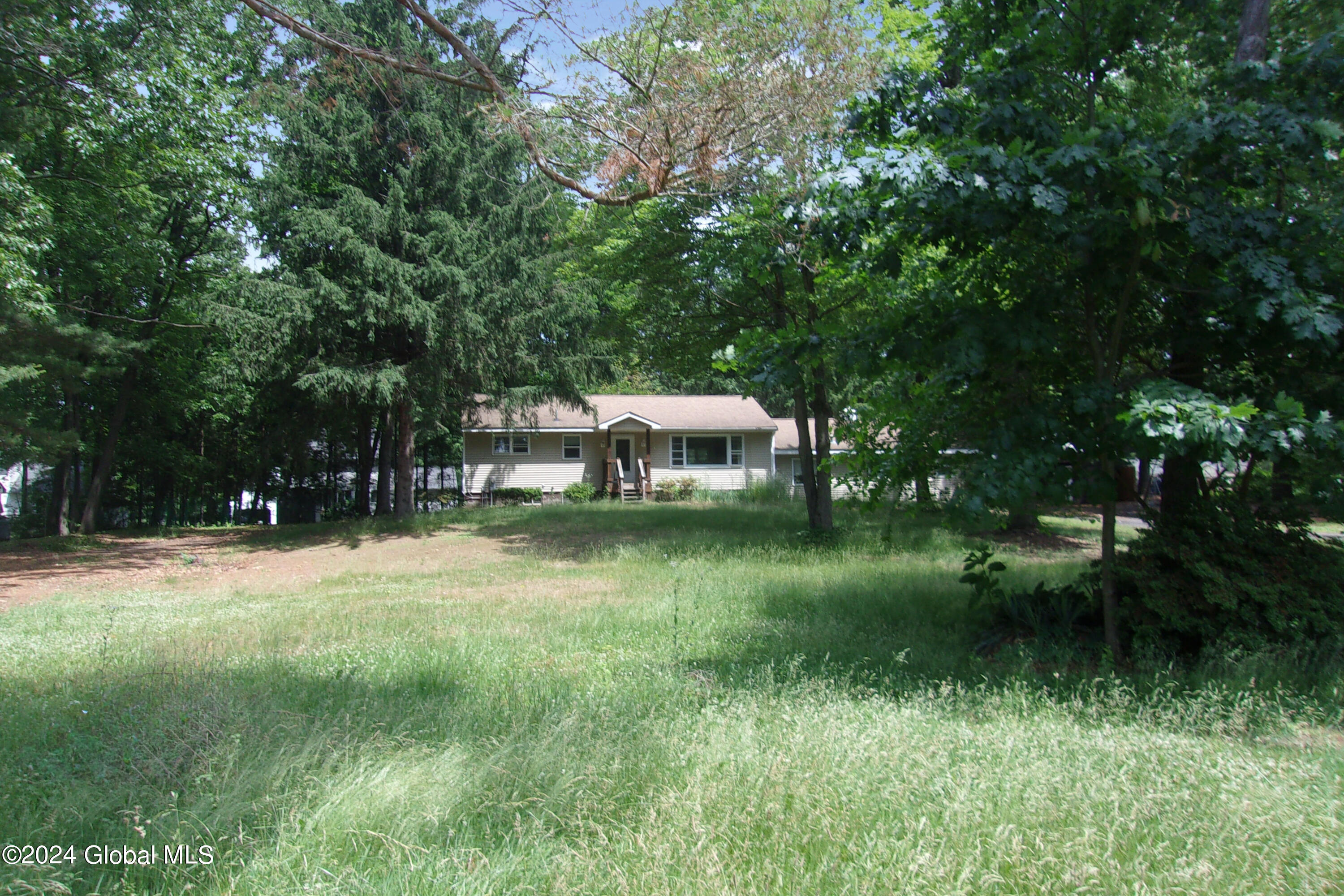9 Marcel Road Halfmoon, NY 12065 - Photo 4 of 67 101_2756