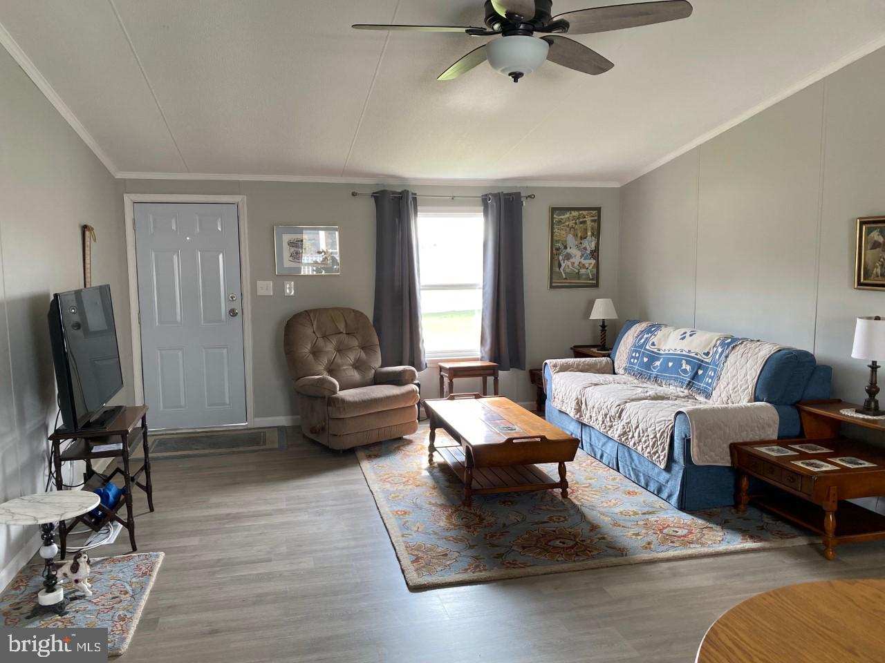 210 Poclain Road Aberdeen, MD 21001 - Photo 4 of 28 Living Room with Ceiling Fan