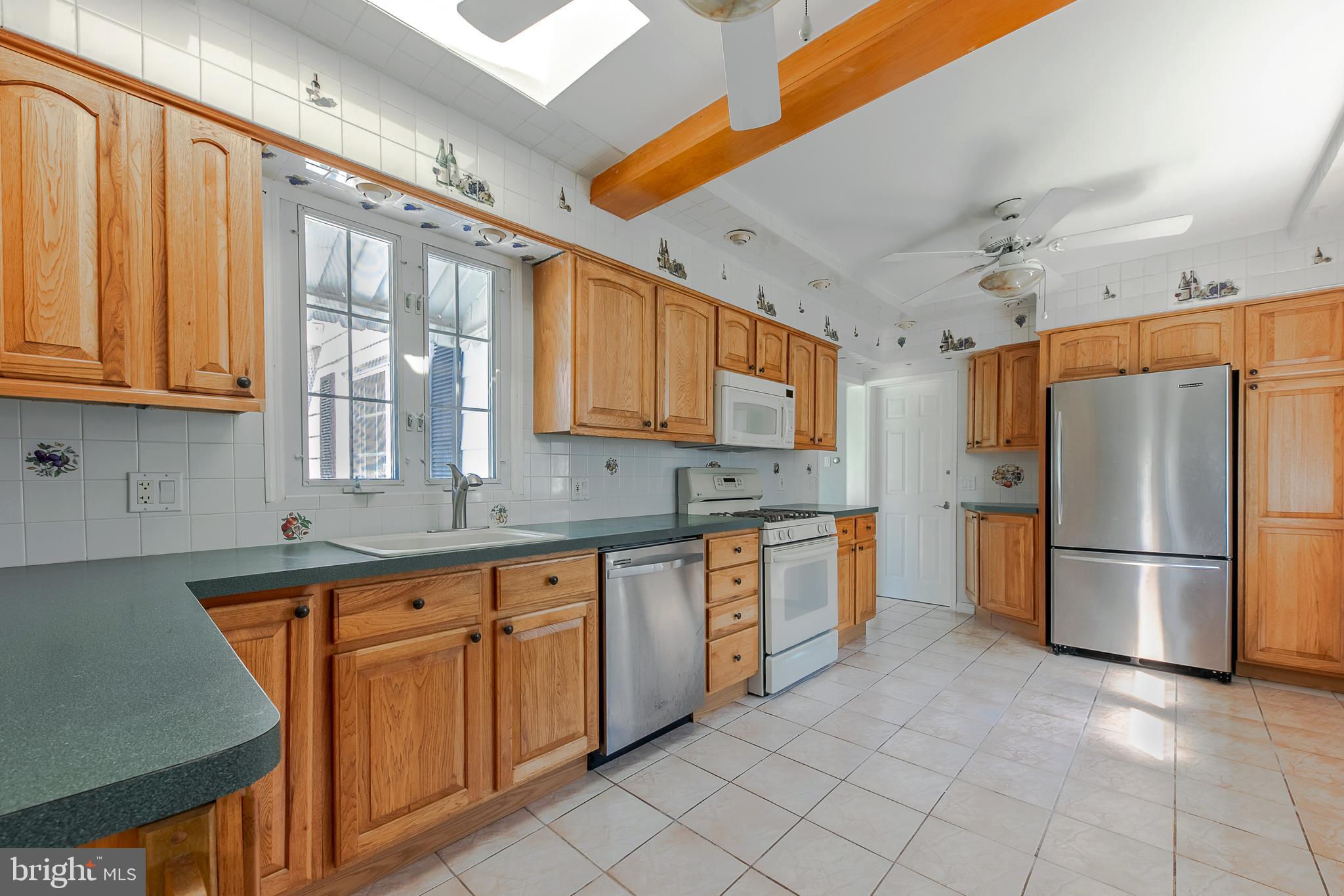 301 Sagamore Road Havertown, PA 19083 - Photo 9 of 21