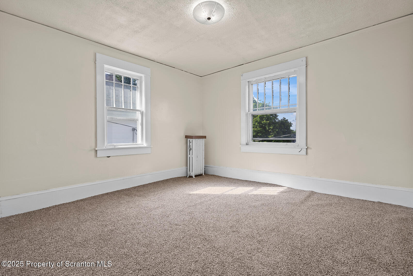 818 Cherry Street Scranton, PA 18505 - Photo 19 of 29 H27A9278_websize