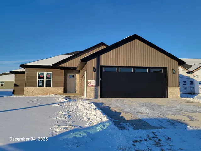 $399,950 | 2030 White Dove Lane, Kaukauna, WI 54130