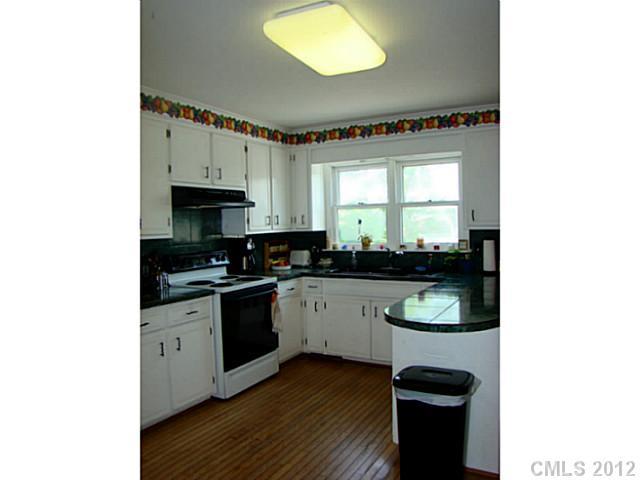4204 McGee Point Road Terrell, NC 28682 - Photo 5 of 14 Gallery Image 5