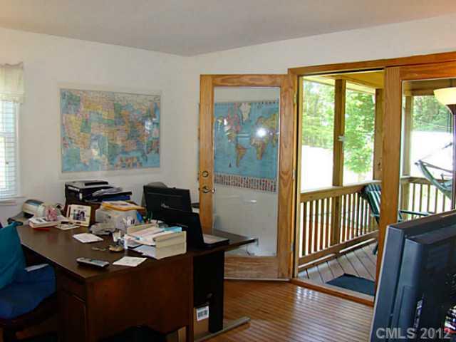 4204 McGee Point Road Terrell, NC 28682 - Photo 7 of 14 Gallery Image 7