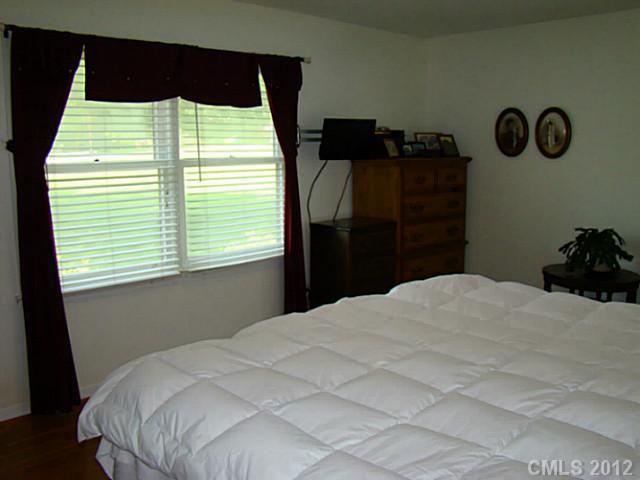4204 McGee Point Road Terrell, NC 28682 - Photo 8 of 14 Gallery Image 8