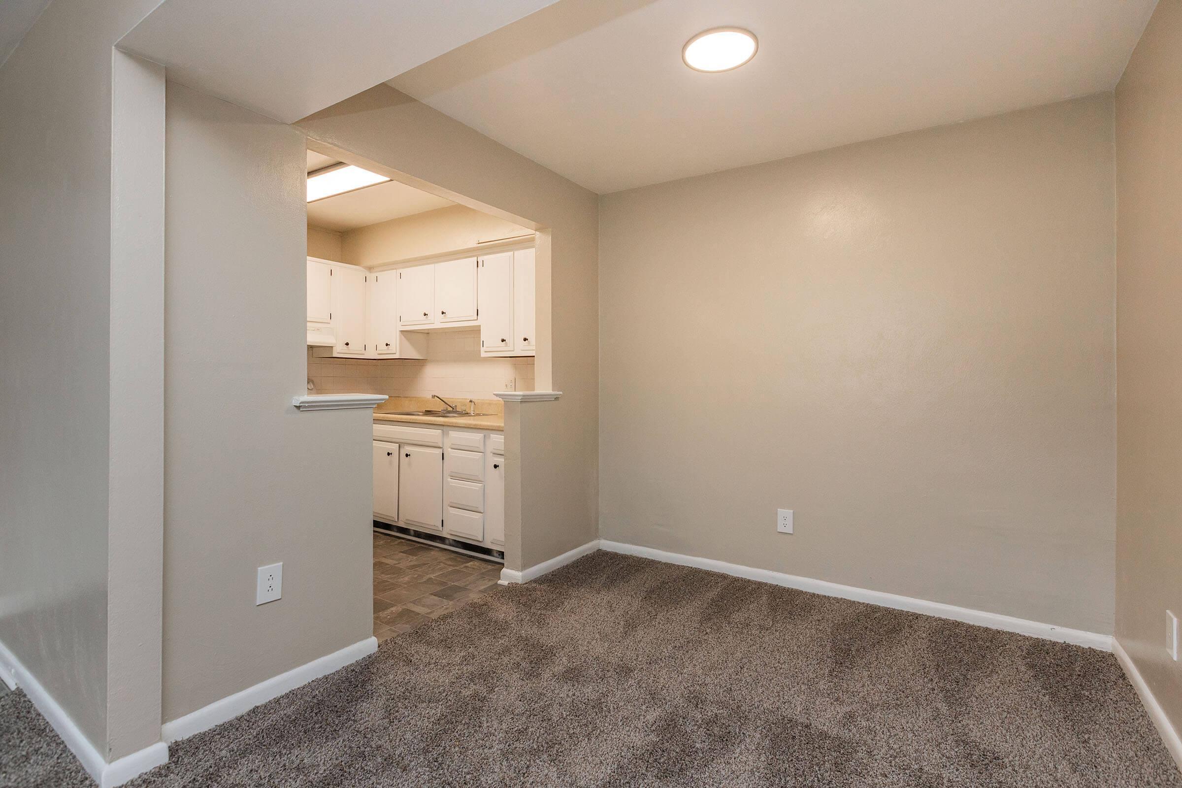 719 Townside Road Southwest, Unit 21 Roanoke, VA 24014 - Photo 9 of 15 03a_19251