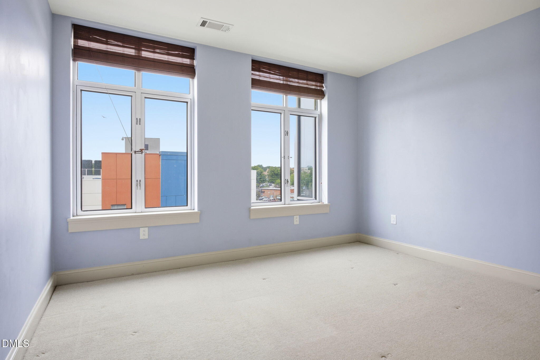 618 North Boylan Avenue, Unit 800 Raleigh, NC 27603 - Photo 12 of 25 an empty room with a window