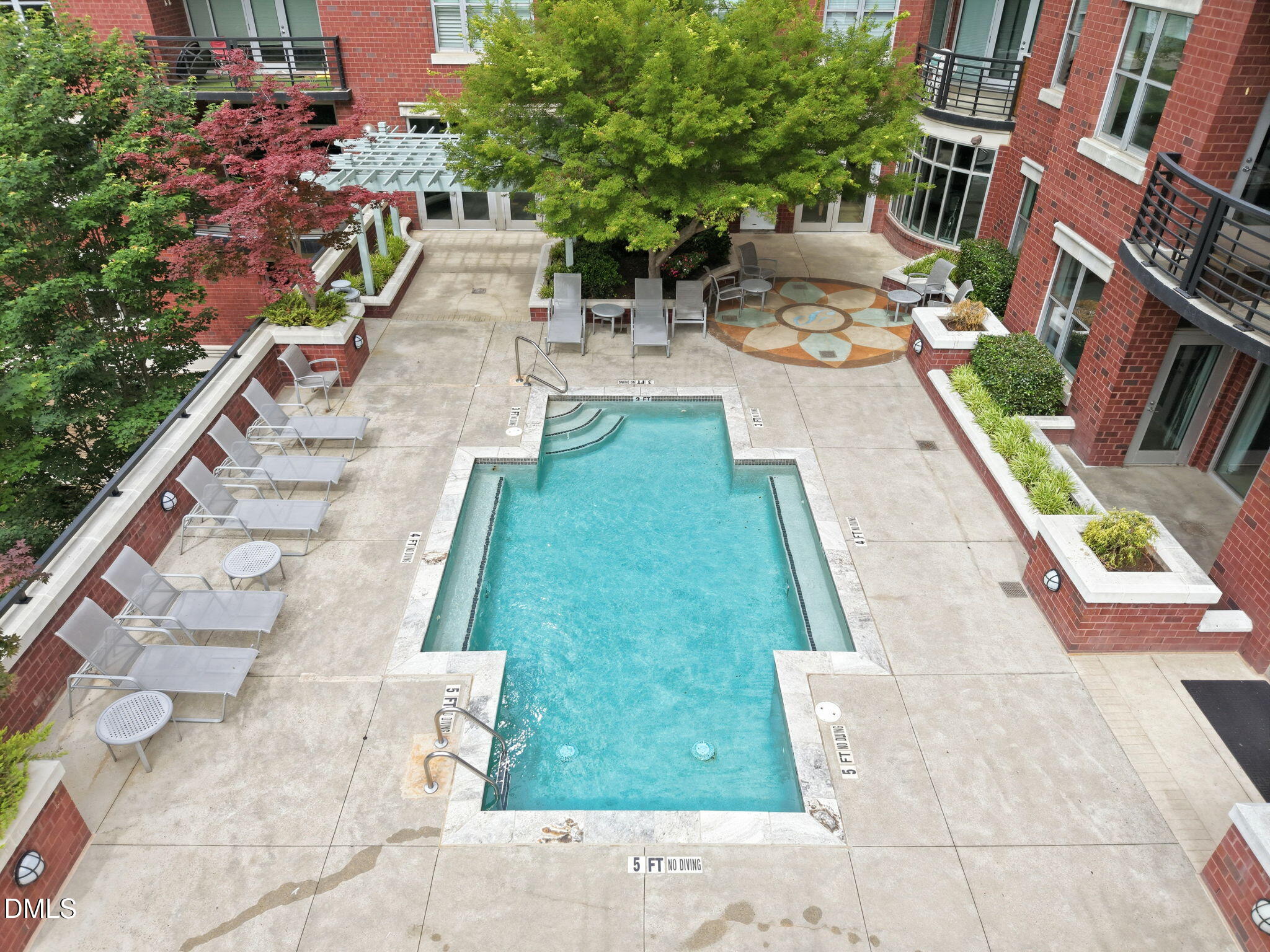 618 North Boylan Avenue, Unit 800 Raleigh, NC 27603 - Photo 16 of 25 a view of yard with seating area