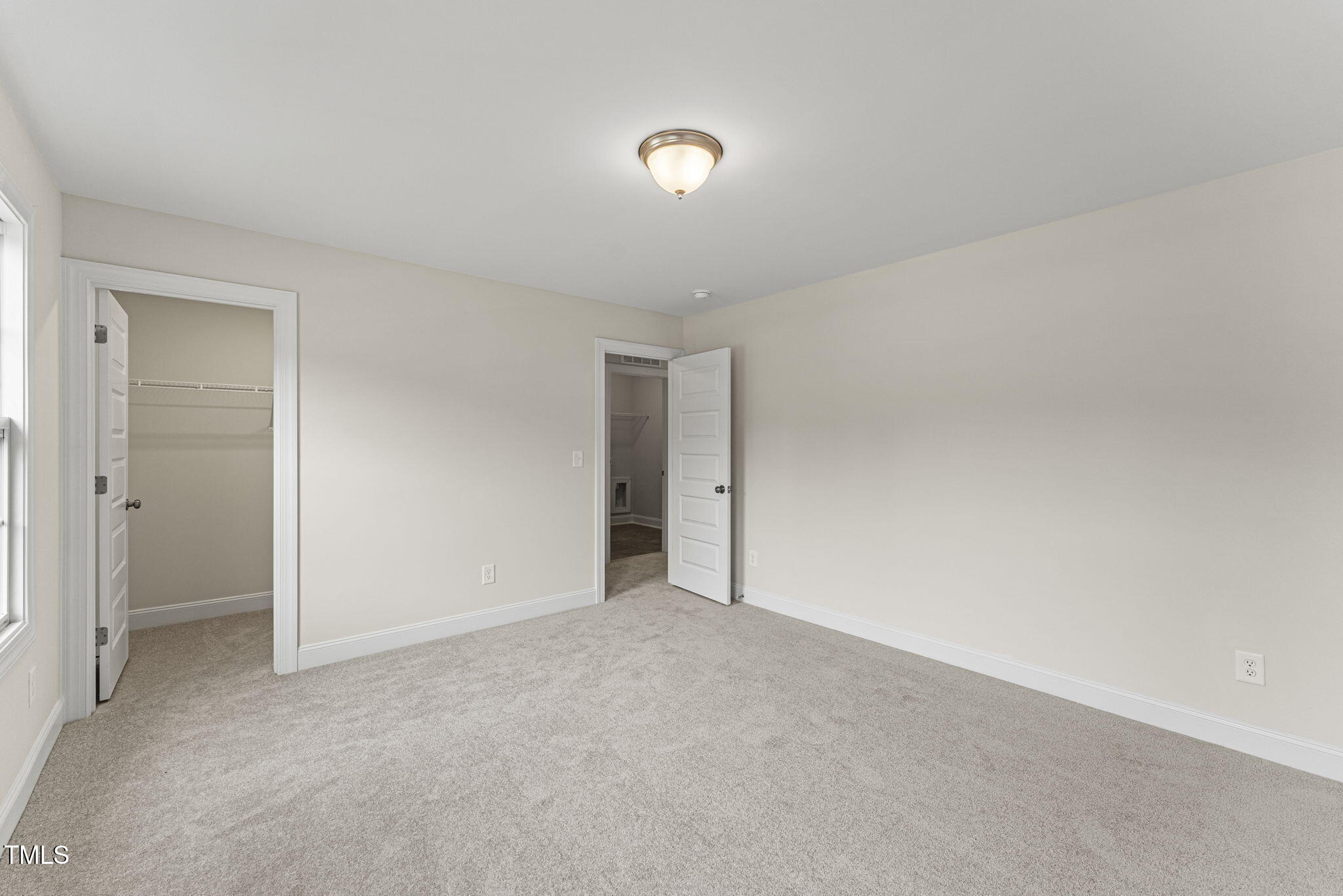 134 Ivy Rdg Road Chapel Hill, NC 27516 - Photo 27 of 37 a view of an empty room