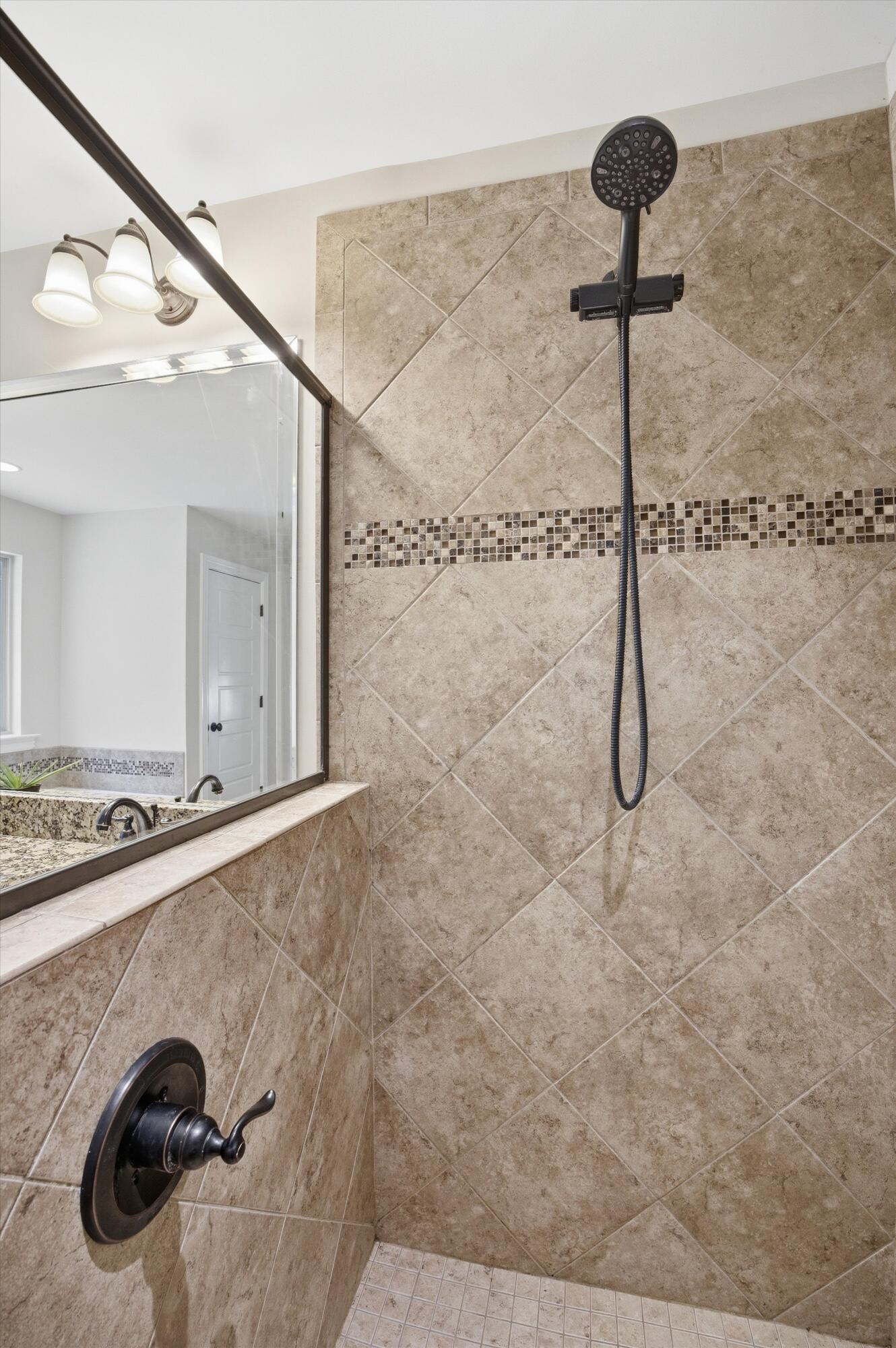 8153 Perfect View Ooltewah, TN 37363 - Photo 20 of 36 20-090A5124