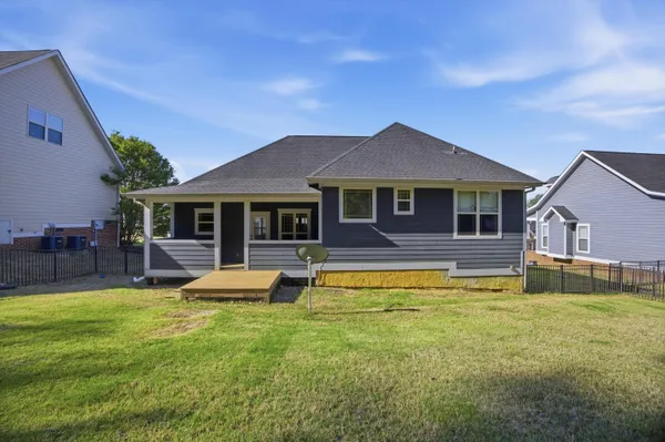 $450,000 | 8153 Perfect View, Ooltewah, TN 37363